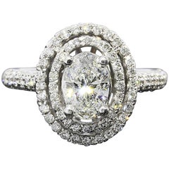 Atemberaubender ovaler Brillant-Diamant-Doppelhalo-Verlobungsring