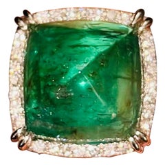 Rare Statement Sugarloaf Emerald 30.41 Carat & Diamond 2.21 Carat Cocktail Ring