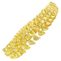 33.61 Carat Natural Fancy Yellow Pear and Cushion Diamond Bracelet Gold 18 Karat