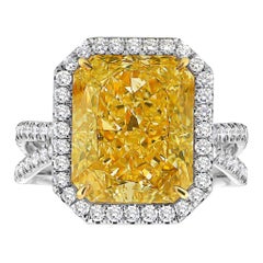 9.04ct Light Yellow Radiant VS2 GIA Ring