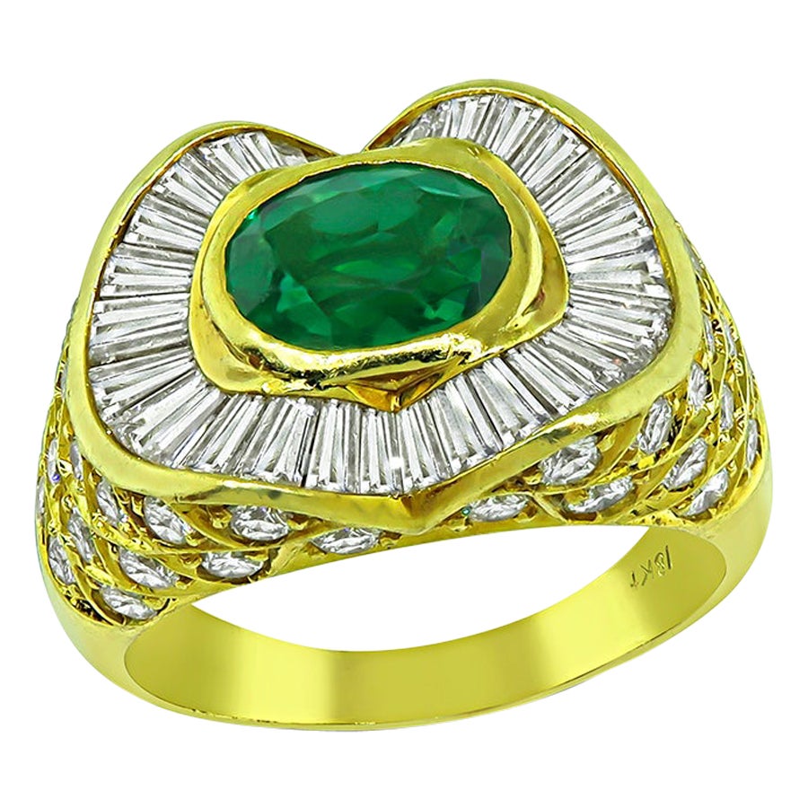 18kt Yellow Gold Ring with 1.75ct Emerald and 1.20ct Diamonds For Sale at  1stDibs
