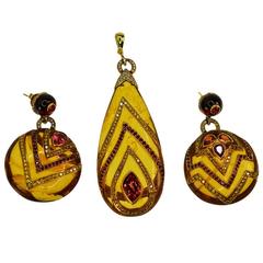 Amber Burma Ruby Yellow Diamond Gold Earring Pendant Suite 3