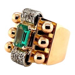 18 Karat Pink and White Gold Emerald and Diamond Vintage Cocktail Ring, circa 1940