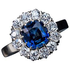 Antique Sapphire Diamond Gold Cluster Ring