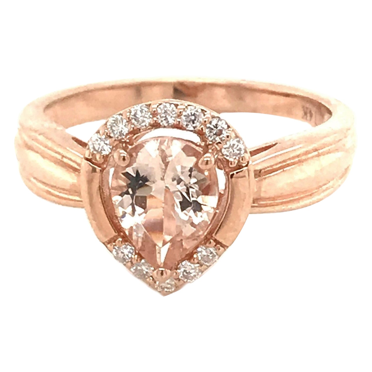 Pear Shaped Natural 0.88 Ct Morganite & Diamond Rose Gold Engagement Ring For Sale