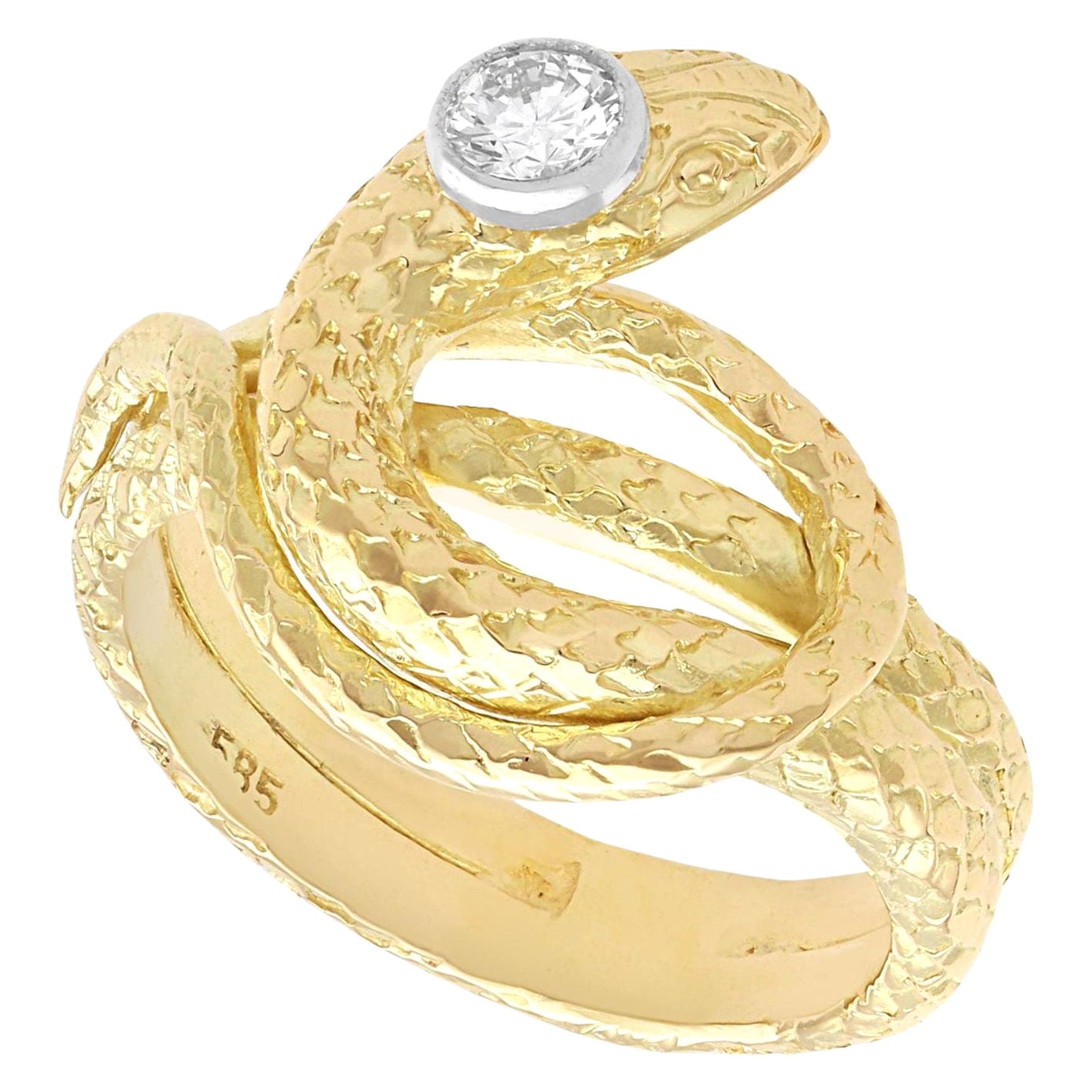 Vintage 0.13ct Diamond and 14ct Yellow Gold Snake Ring For Sale