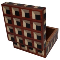 Quadratische italienische Intarsien-Schmuckschatulle 'Intarsio' aus Holz, handgefertigt in Italien