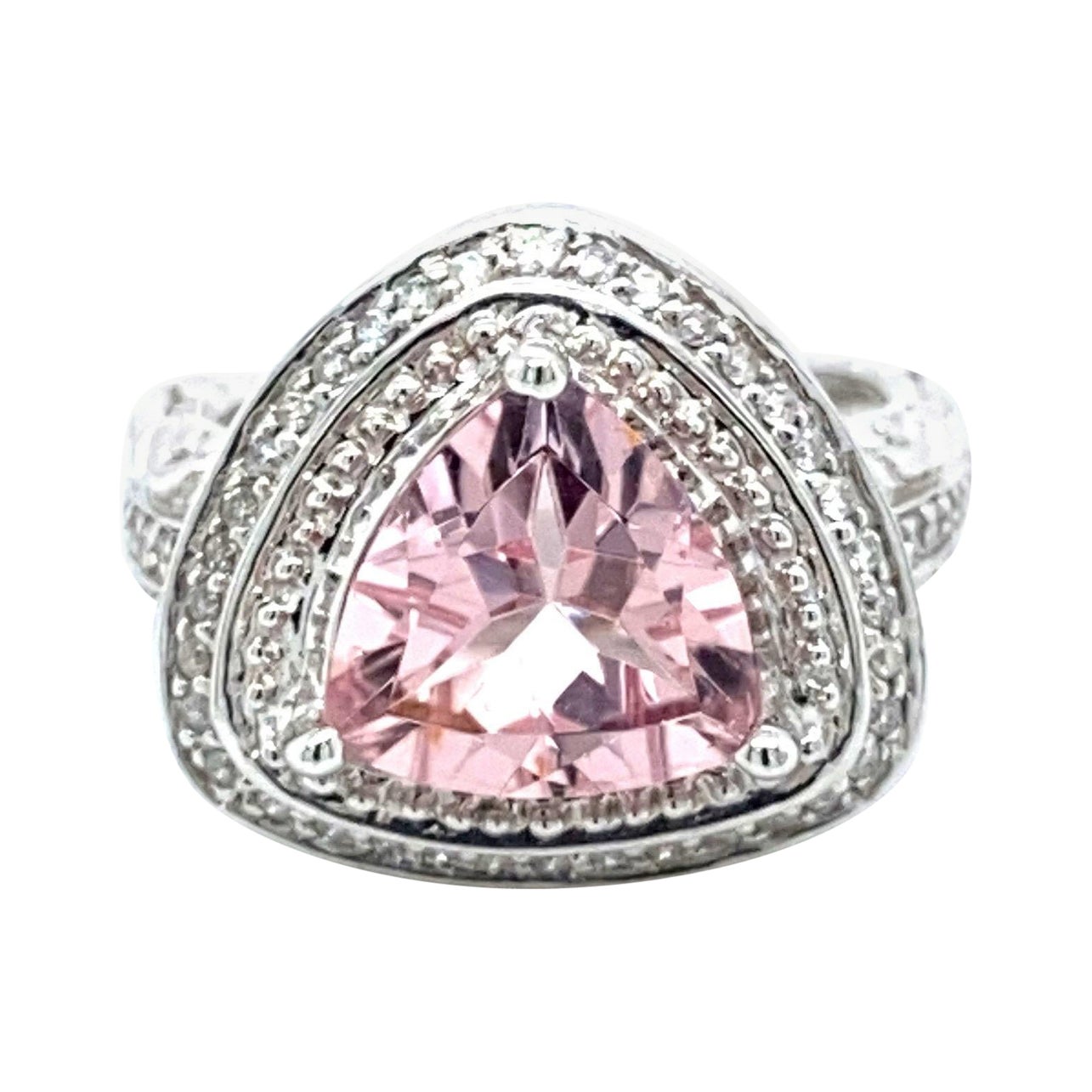 Natural Pink AAA Quality 2.34 Ct Morganite Trillion Diamond Cocktail Ring For Sale