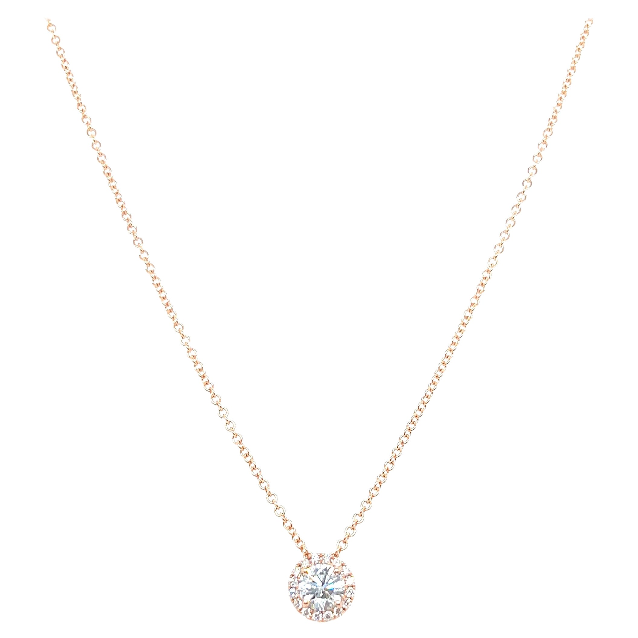 Collier à pendentif solitaire en or blanc 14 carats avec diamants taille ronde de 1,10 carat en vente