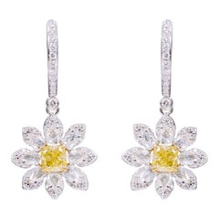 18 Karat Gold 2.61 Carat Yellow and White Diamond Flower Drop Earrings