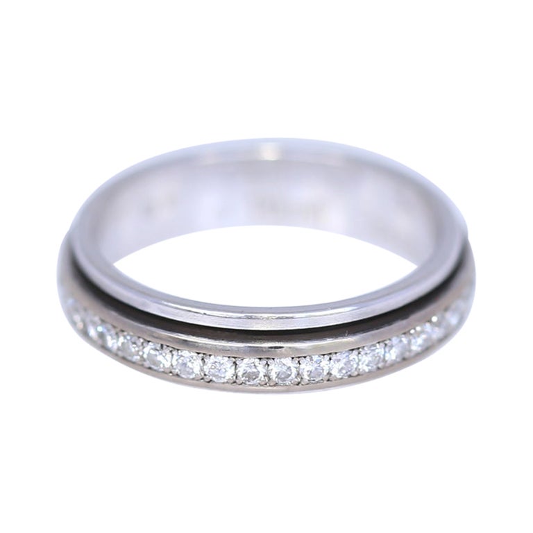 Piaget White 18K Gold Diamonds Possession Ring Engagement Wedding, 2001