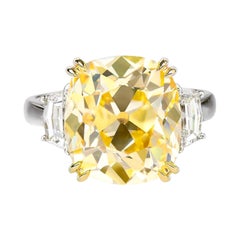 GIA Certified 3.25 Carat Fancy Light Yellow Old Mine Cut Diamond Made in Italy
