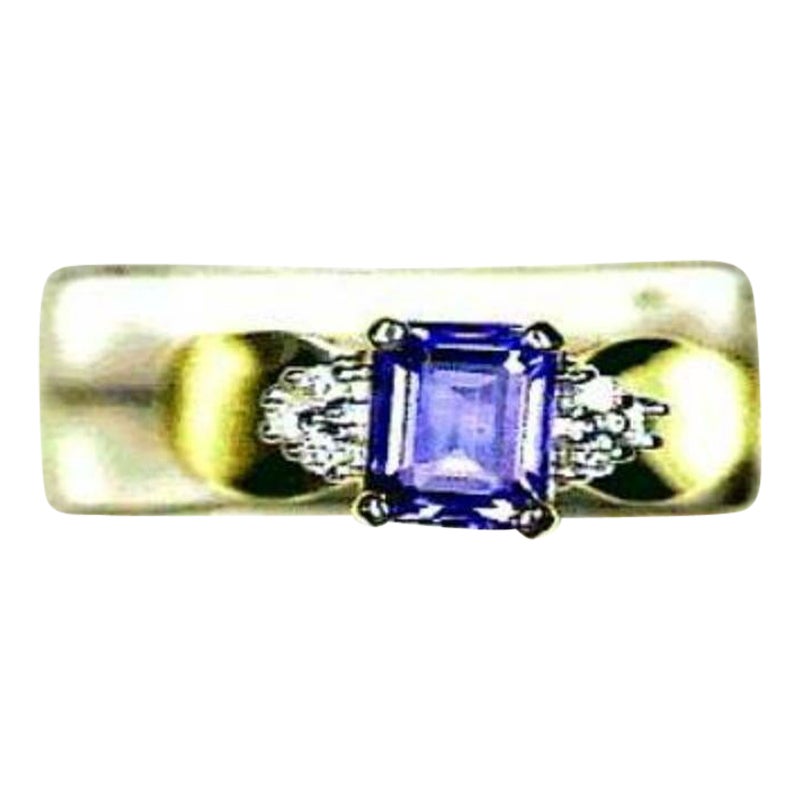 Grand Sample Sale Ring featuring Blueberry Tanzanite set in 14K Honey Gold