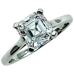 Tiffany & Co. Anello di fidanzamento in platino con diamante solitario e taglio Asscher da 1,85 carati