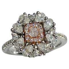 GILIN 18K White Gold Pink Diamond And Diamond Ring