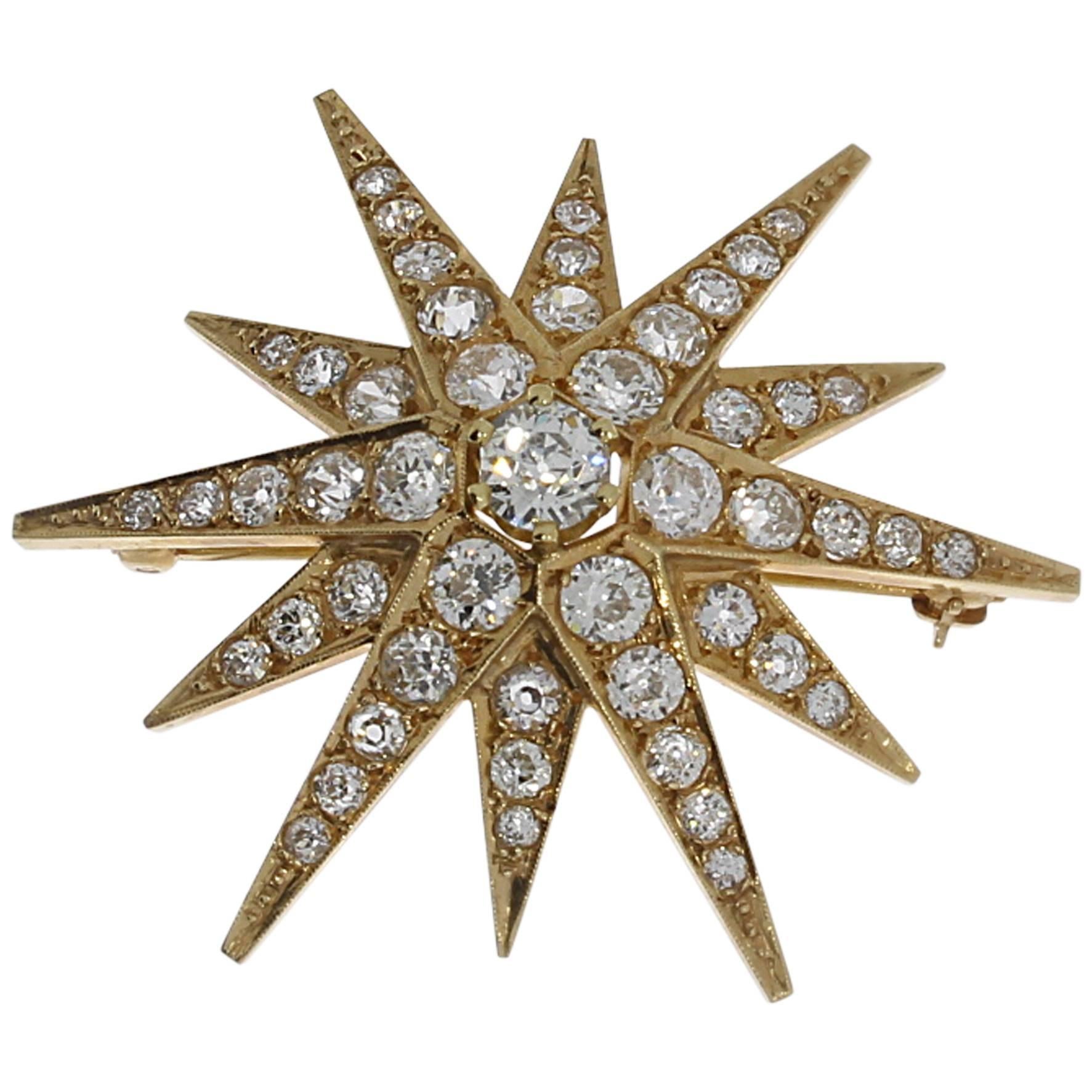 Diamond Gold Twelve-Rayed Star Brooch Pendant For Sale