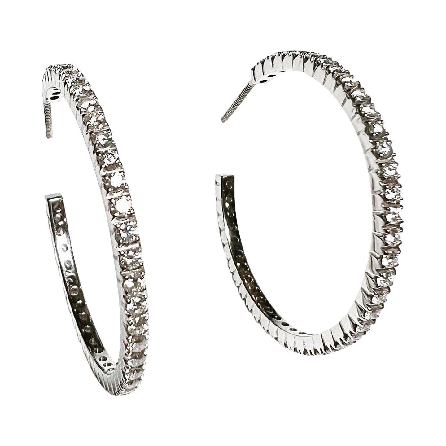 2.4 Carats Brilliant Cut Diamonds Hoop 18k White Gold Screw Earrings For Sale