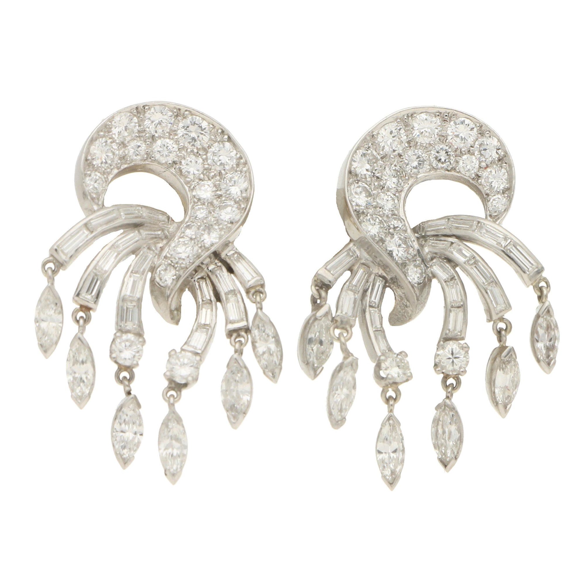 Boucles d'oreilles marquises en goutte en diamant des années 1950, serties en platine et or jaune 18 carats