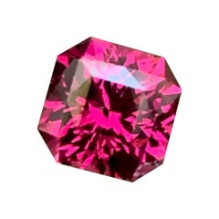 Stunning Hot Pink Garnet Gemstone 2.40 CTS Garnetstone Loose Garnet Garnet Ringi