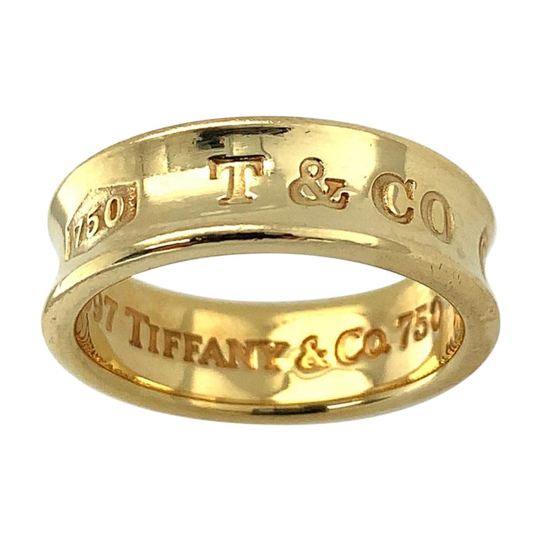 Tiffany and Co. 1837 Collection Engraved 18K Gold Ring For Sale at 1stDibs