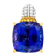 Important Tanzanite Pendant 12.47 Carat with Diamonds 18k Gold