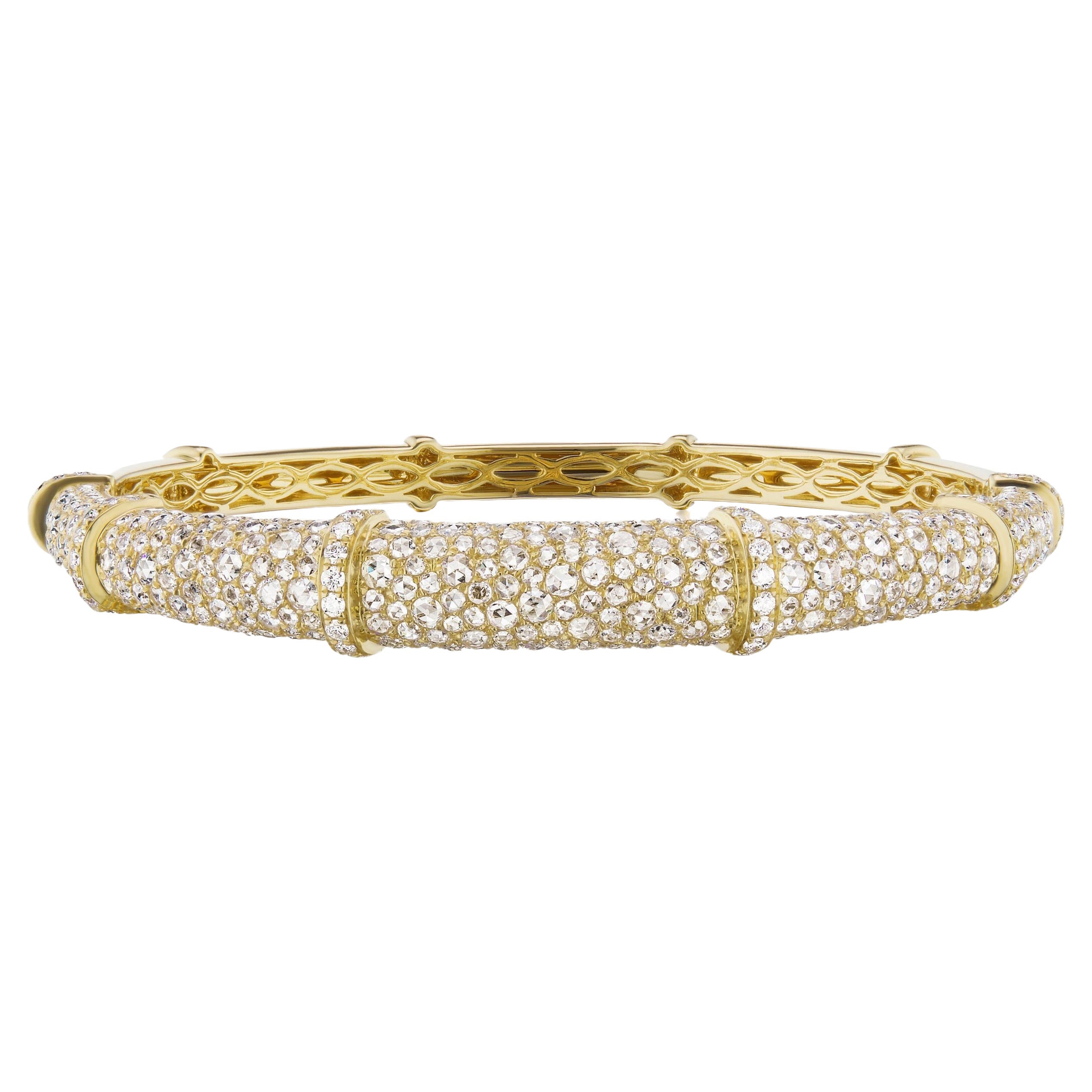 Nigaam 5.21 Cttw. Round Brilliant-Cut Diamond Bangle in 18 Karat Yellow Gold For Sale