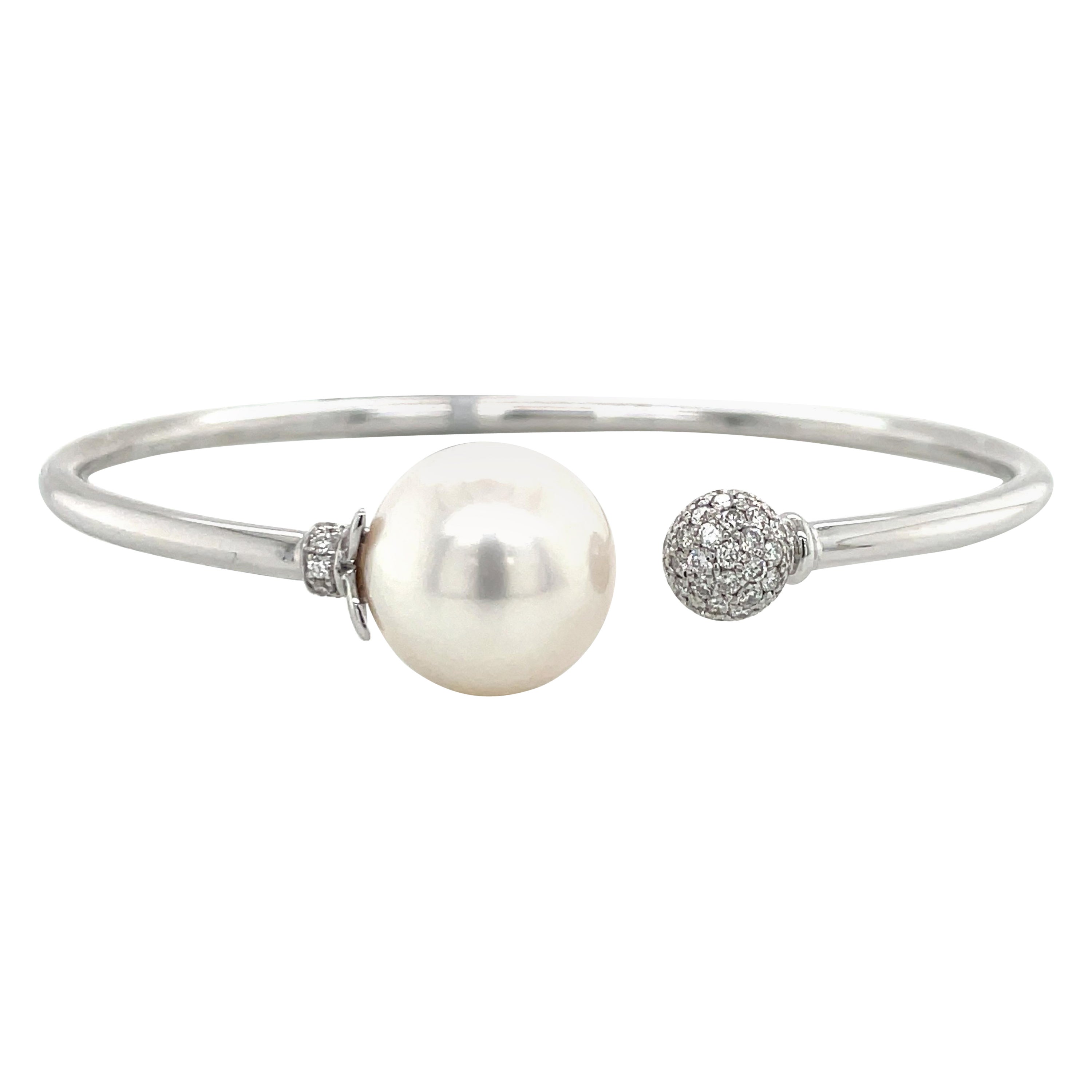 Bracelet jonc ouvert en or blanc 18 carats avec diamants des mers du Sud de 0,40 carat 12 à 13 mm en vente