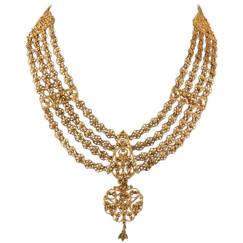 19th Century South Indian West Bengal Gold Floral Necklace For Sale at ...