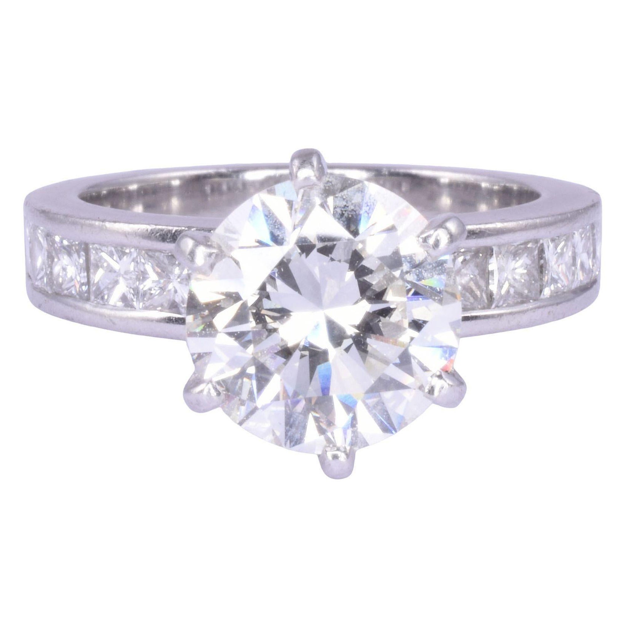 GIA Certified 2.06 Carat Diamond Center Engagement Ring For Sale