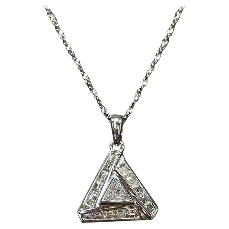 GILIN 18K White Gold Triangle Shaped Diamond Pendant Necklace For Sale