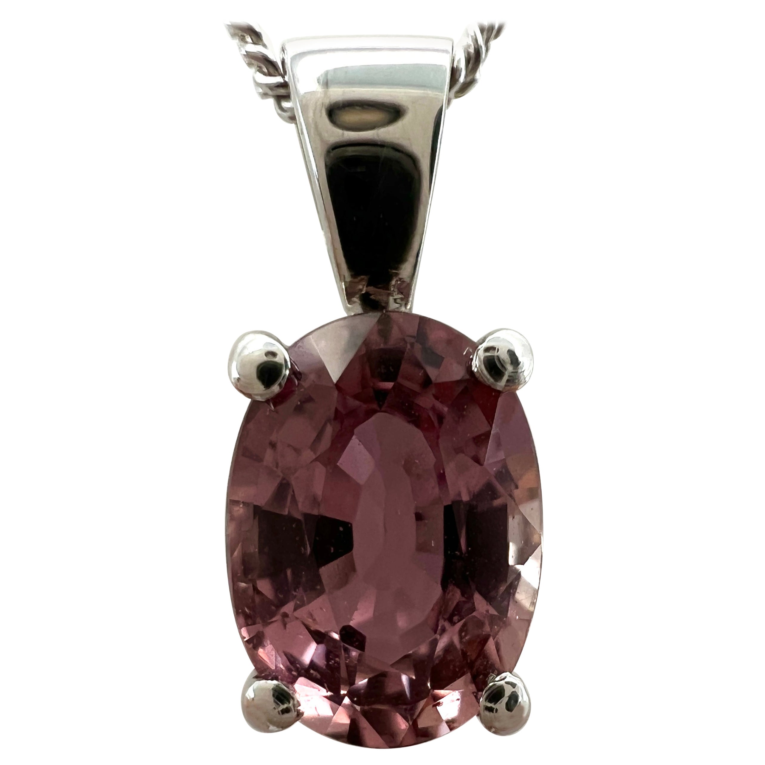 1.05ct IGI Certified Natural Untreated Pink Sapphire 18k White Gold Oval Pendant For Sale