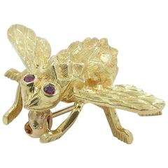 Vintage Hammerman Brothers Ruby Gold Bee Brooch Pin 