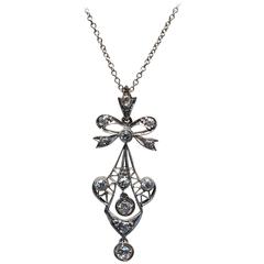 Lovely Edwardian Diamond Platinum Necklace