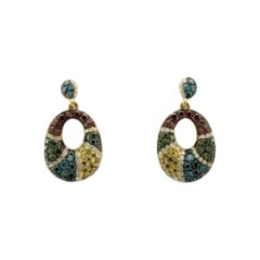 Boucles d'oreilles en forme de grand échantillon avec diamants bleu-vert et diamants fantaisie