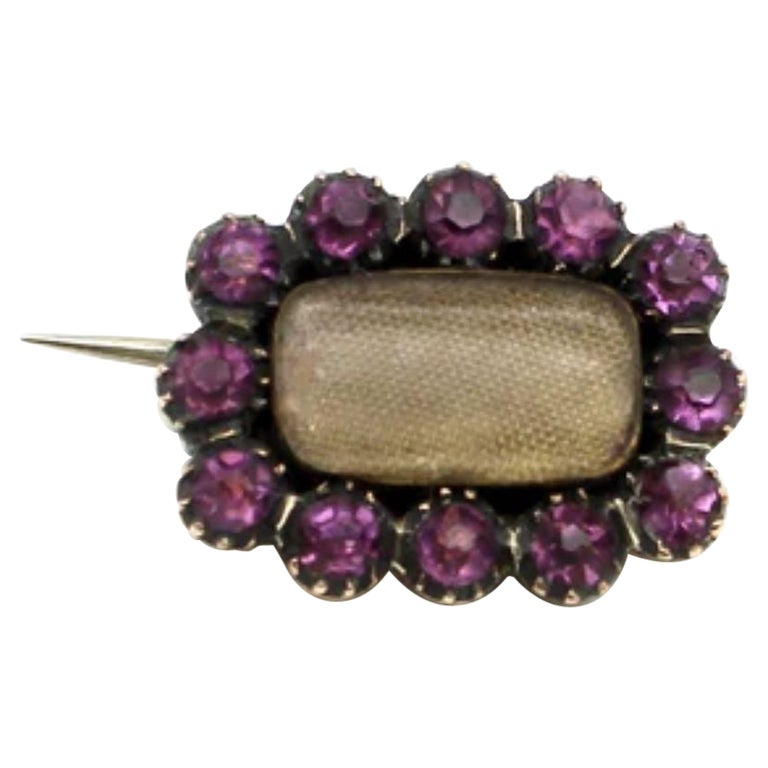14K Gold Georgian Mourning Pin with Purple Paste Stones, circa 1820 For Sale
