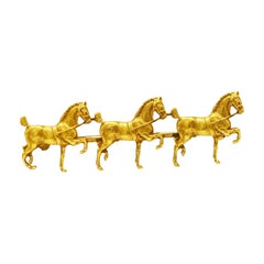 Sloan & Co. Antike Brosche mit Pferdemotiv aus 14 Karat Gelbgold im Edwardianischen Stil
