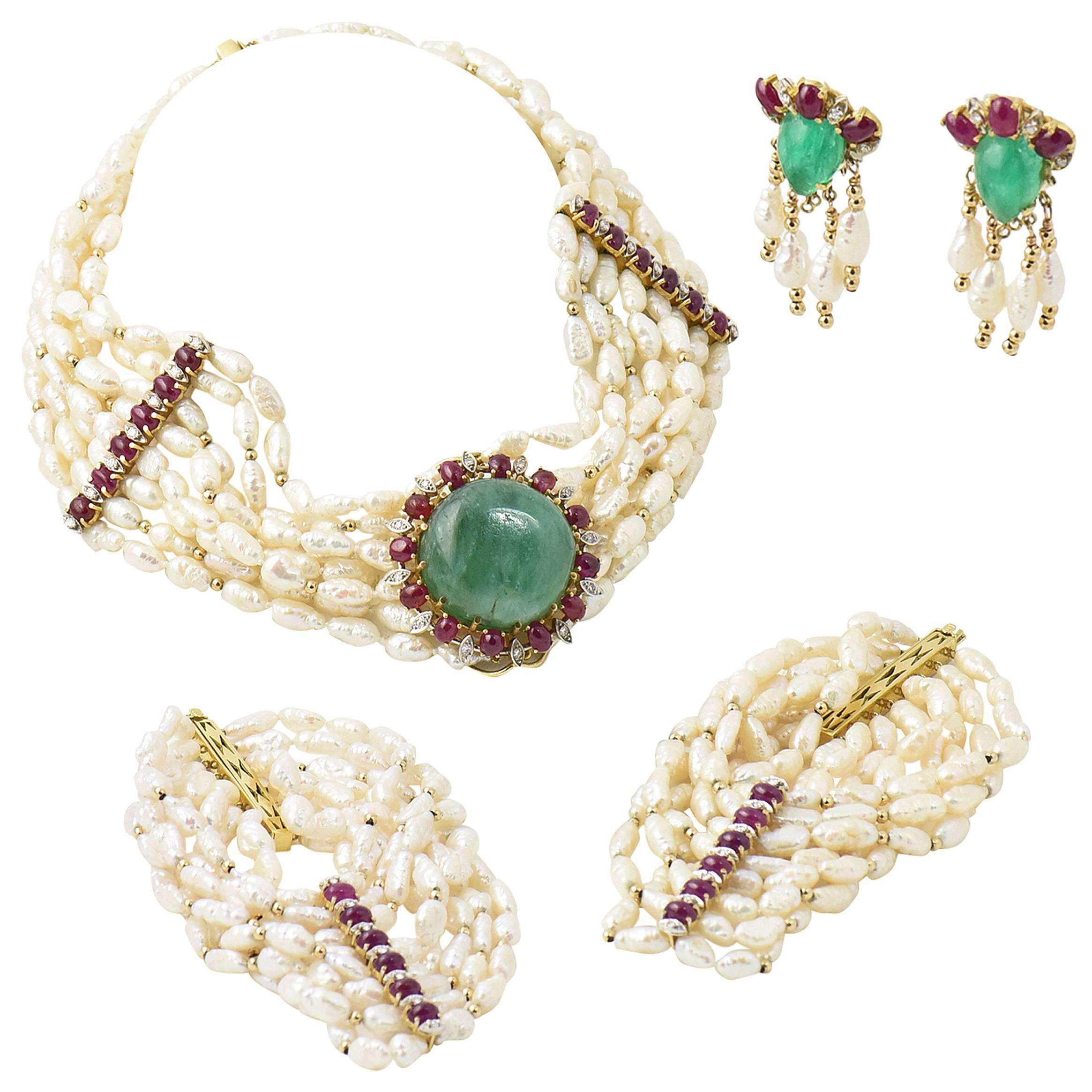 Emerald Ruby Pearl Diamond Gold Necklace Earring and Bracelet Suite For Sale