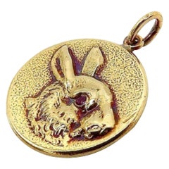 14k Gold & Rubin viktorianisch inspirierter Kaninchen-Anhänger-Anhänger mit Signatur