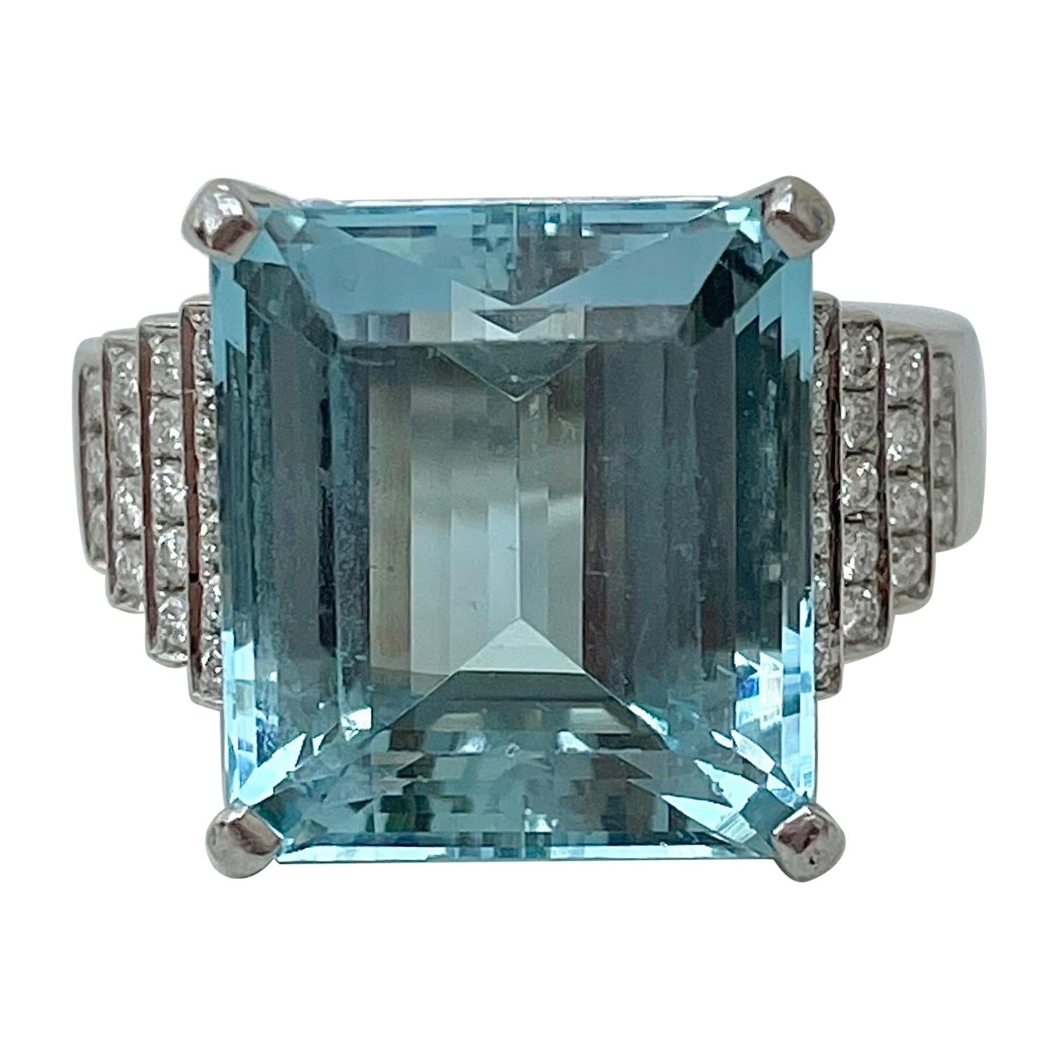 Insane Vintage 18ct White Gold Aquamarine and Diamond Cocktail Ring For Sale