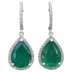 9.57 Carat Emerald and 0.85 Ct Diamonds, 18 Kt. White Gold, Earrings
