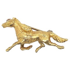 Vintage 1960s Equestrian Horse Brooch in 18 Karat Yellow Gold