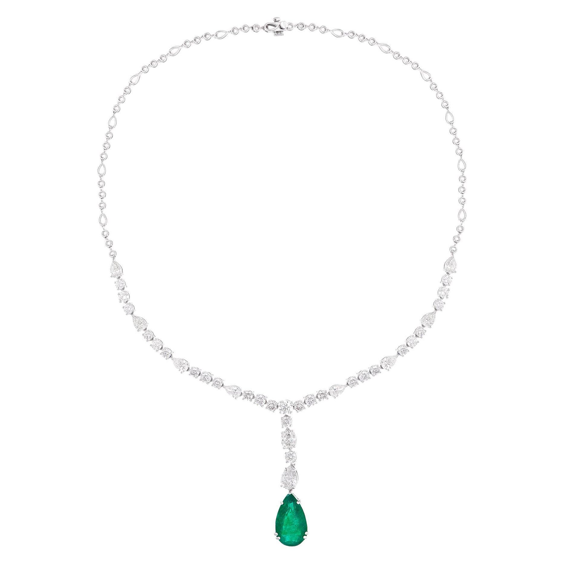 Pear Shape Natural Emerald Gemstone Necklace Diamond 18 Karat White Gold Jewelry