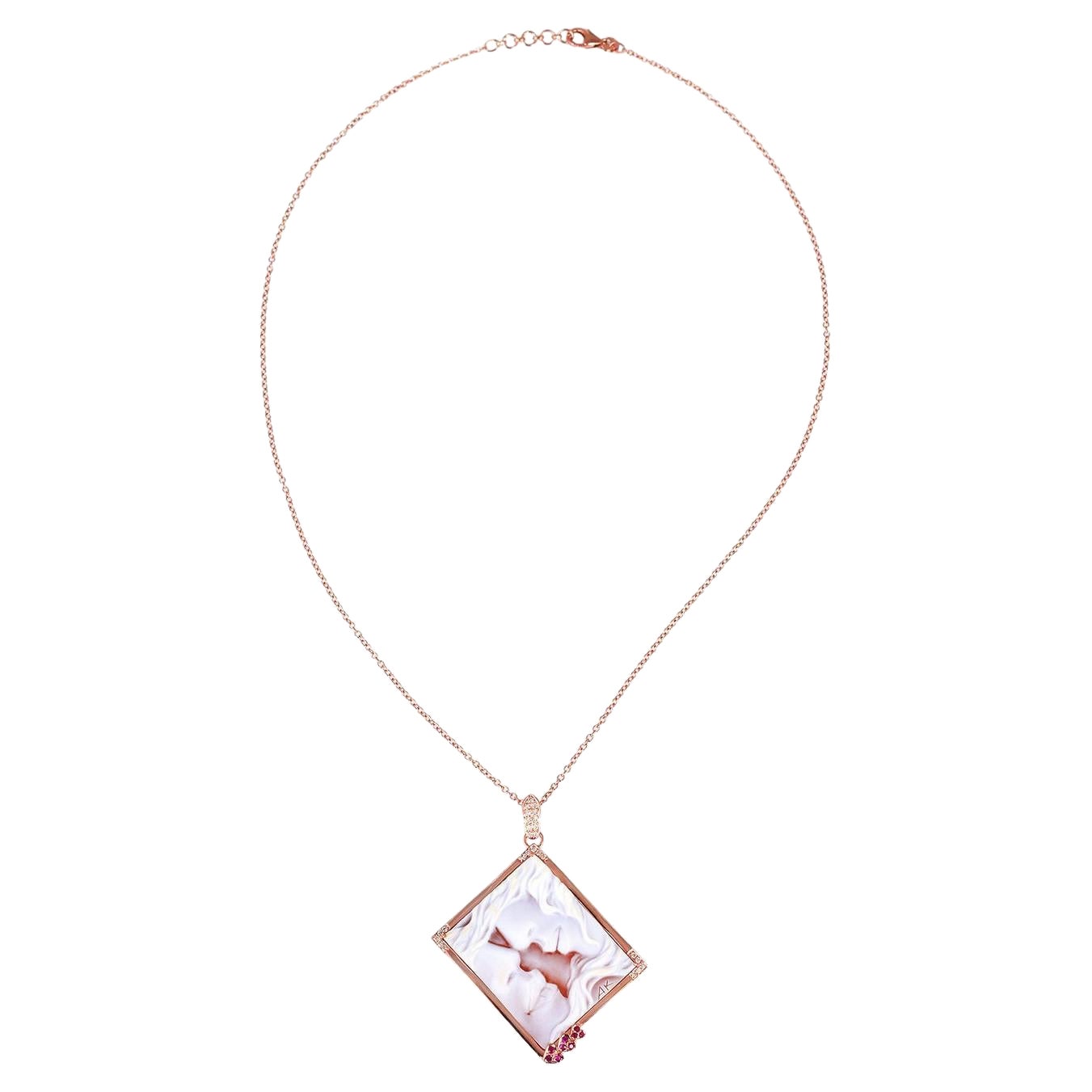 Collier ras du cou camée en coquillage avec rubis et diamants en or rose 18 carats