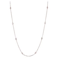 Collier en or rose 14k avec chaton en taille ronde et diamants de 2 carats by the Yard