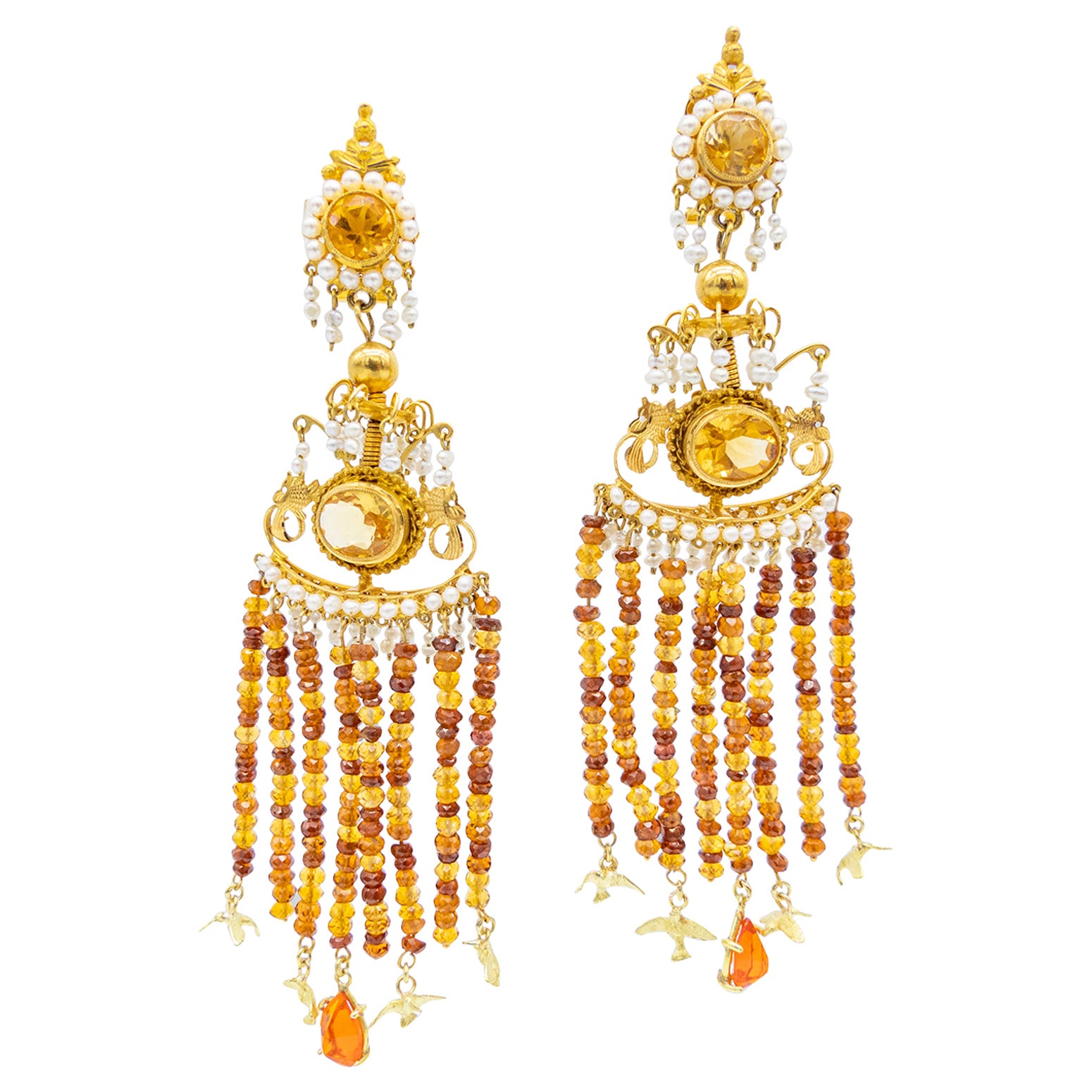 Ohrringe aus 18 Karat Gold Feueropal, Perlen, Topas und orangefarbenen Saphiren, 21. Jahrhundert