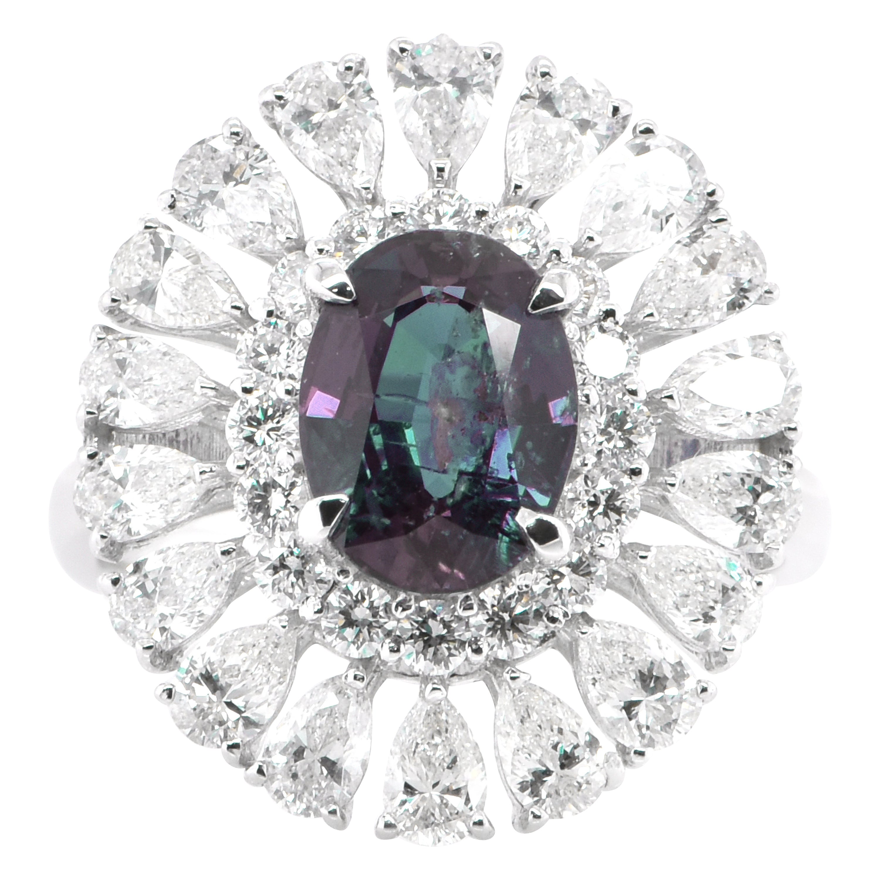 Bague en platine avec alexandrite brésilienne naturelle de 2,39 carats et diamants en vente