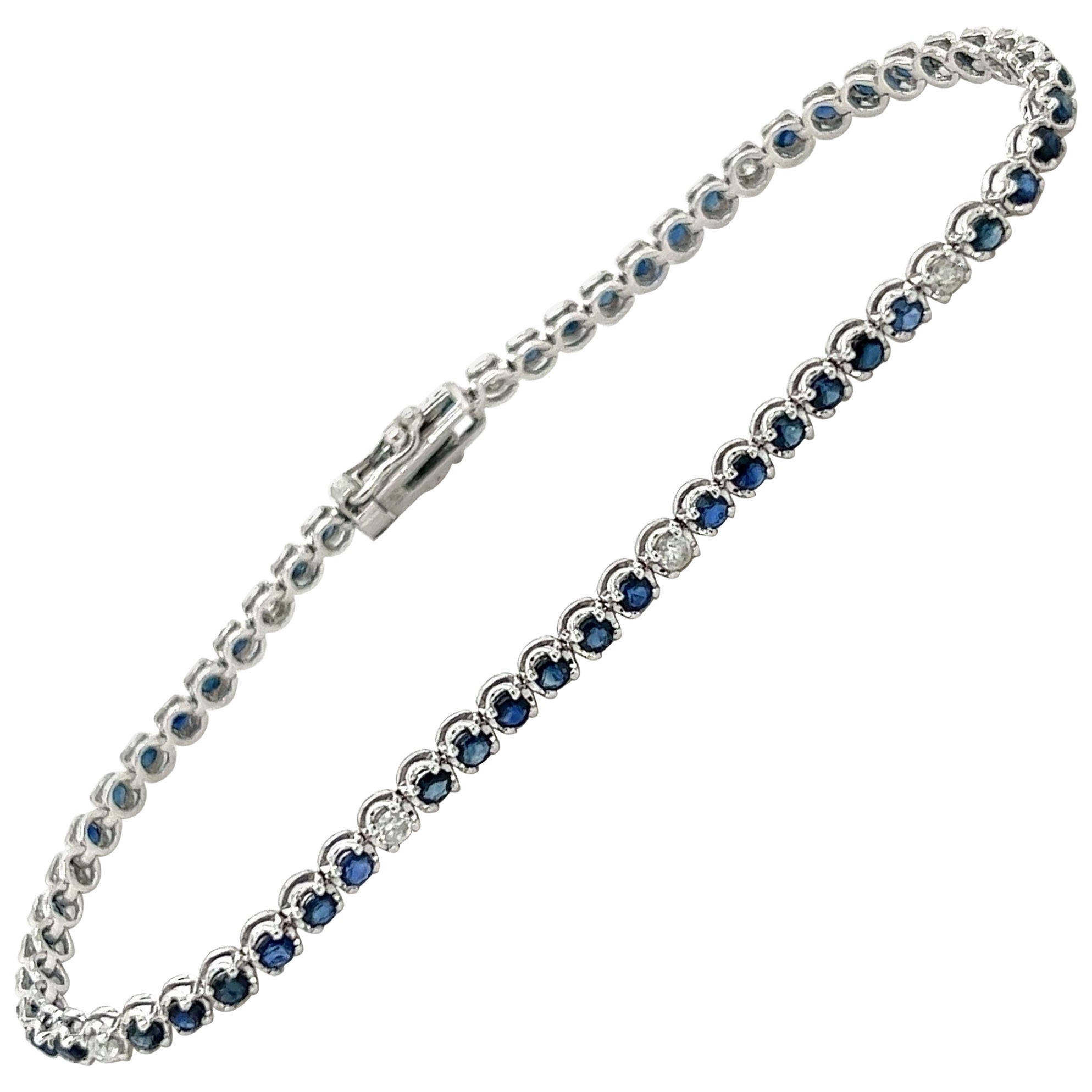 Round Cut Blue Sapphire and Diamond 14K White Gold Tennis Bracelet For Sale