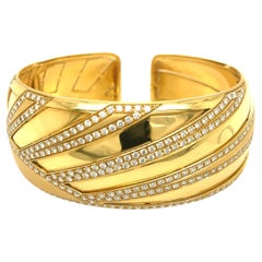 Miseno Wide Diamond Cuff Yellow Gold