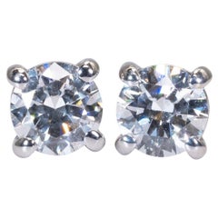 Clous d'oreilles tincelants en or blanc 18 carats avec diamants naturels de 0,31 carat, certifis GIA
