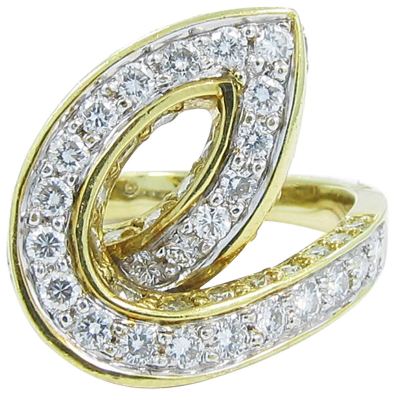Lavin 3 Carats Diamonds Gold Ring For Sale
